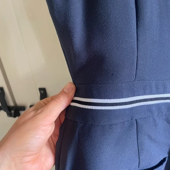 BANANA REPUBLIC WIDE-LEG JUMPSUIT NAVY SIZE 2 - Picture 4 of 4